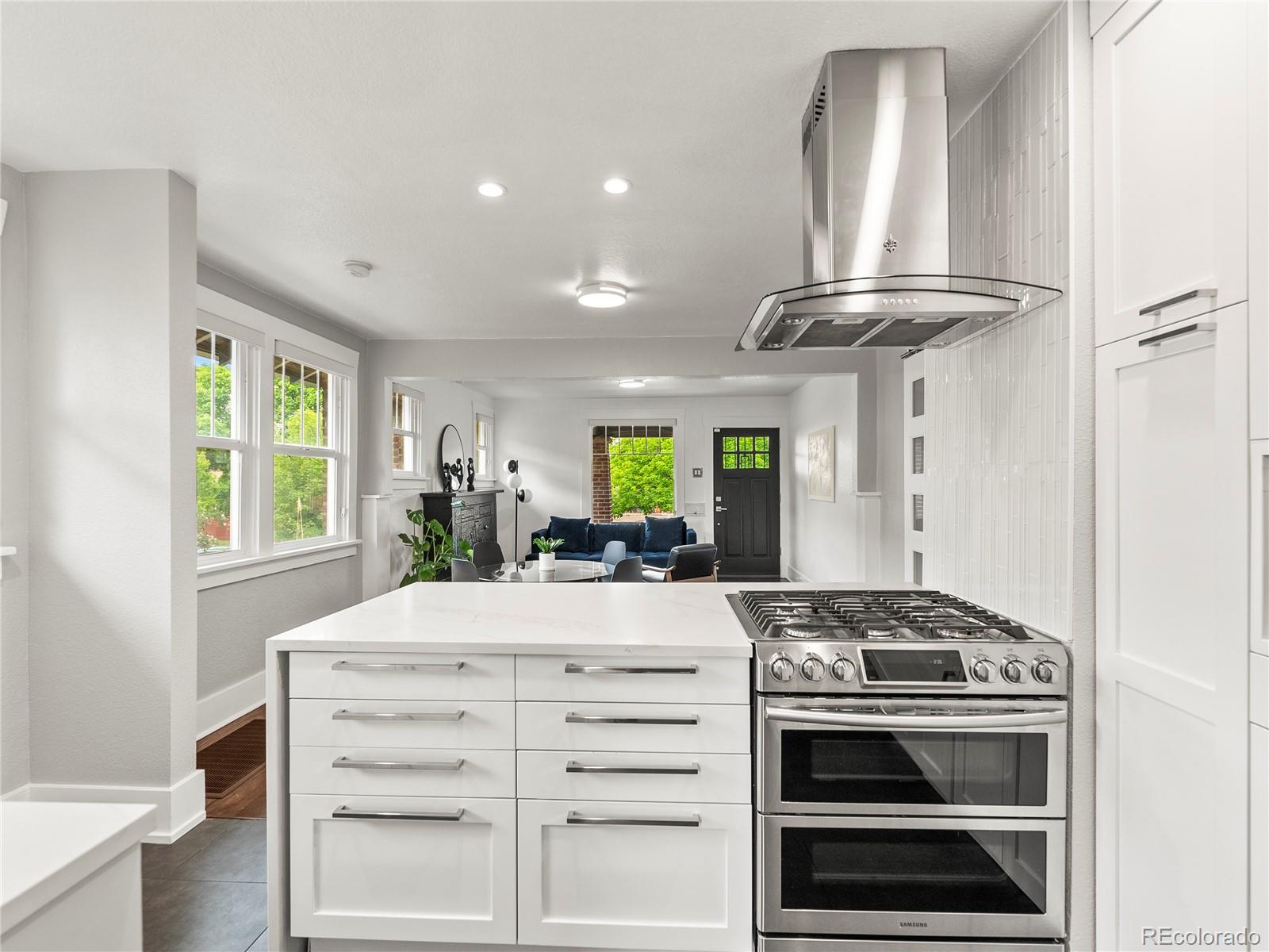 MLS Image #9 for 3458 n clayton street,denver, Colorado