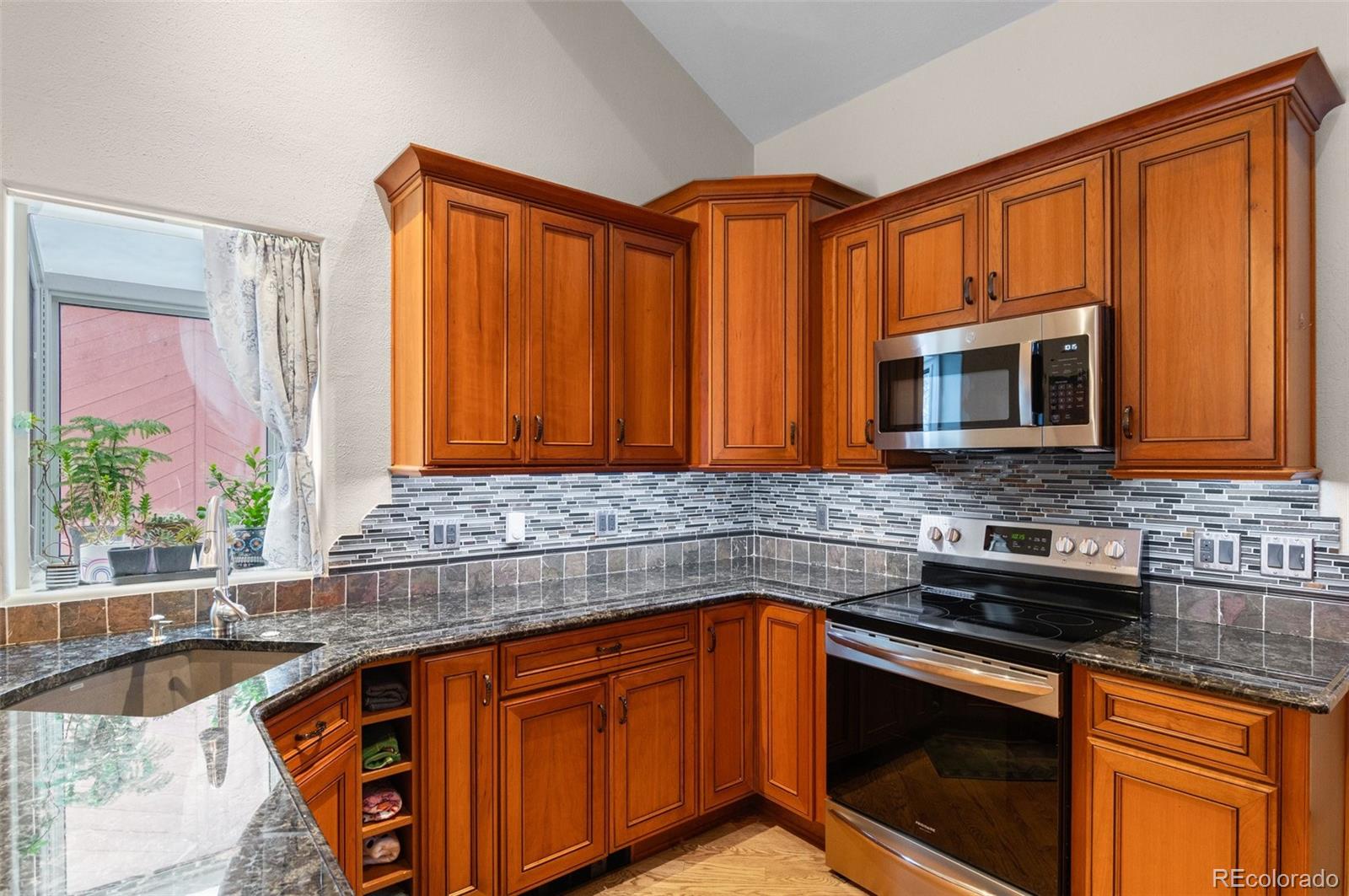 MLS Image #11 for 23735  bluestem drive,golden, Colorado