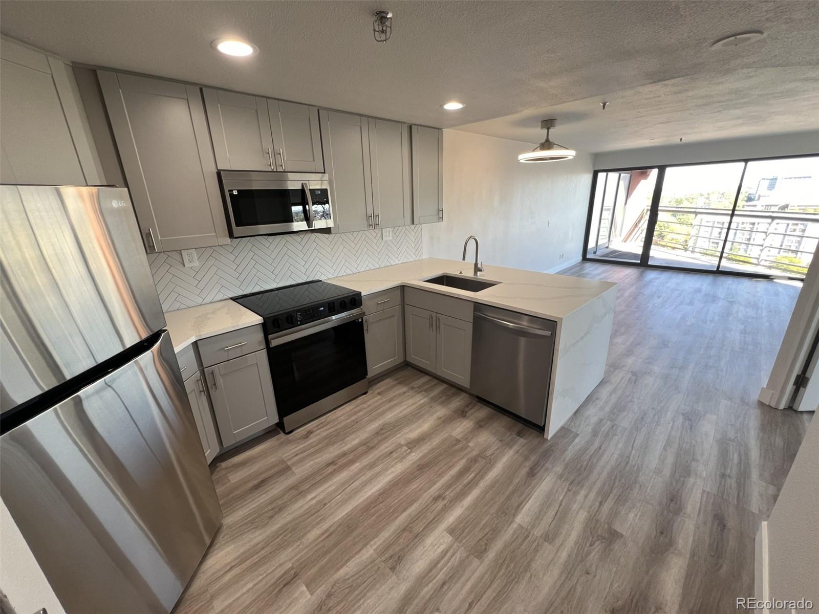 MLS Image #3 for 100  park avenue 1405,denver, Colorado