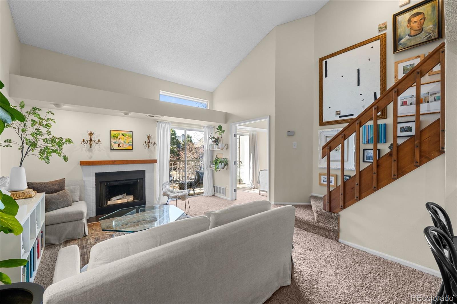 MLS Image #10 for 2575 s syracuse way,denver, Colorado