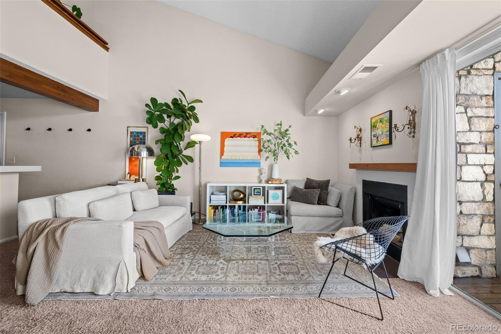 MLS Image #14 for 2575 s syracuse way,denver, Colorado