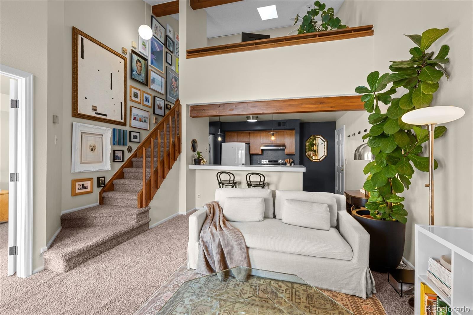 MLS Image #17 for 2575 s syracuse way,denver, Colorado