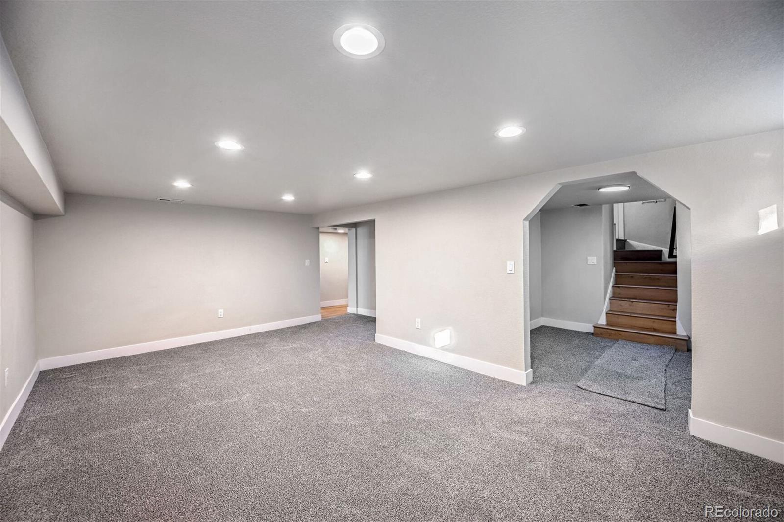 MLS Image #16 for 2380  jasmine street,denver, Colorado