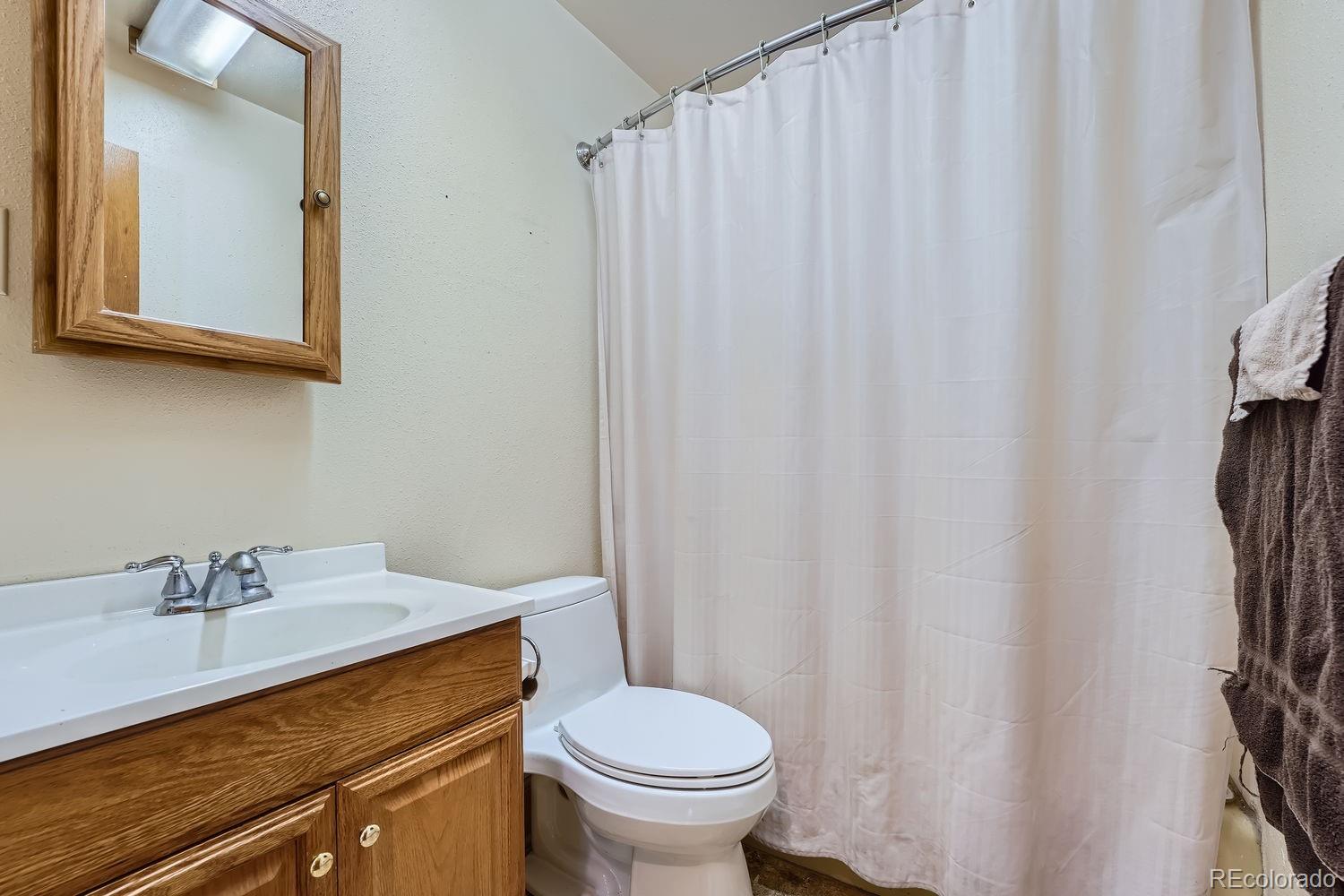 MLS Image #14 for 6991  warren drive,denver, Colorado