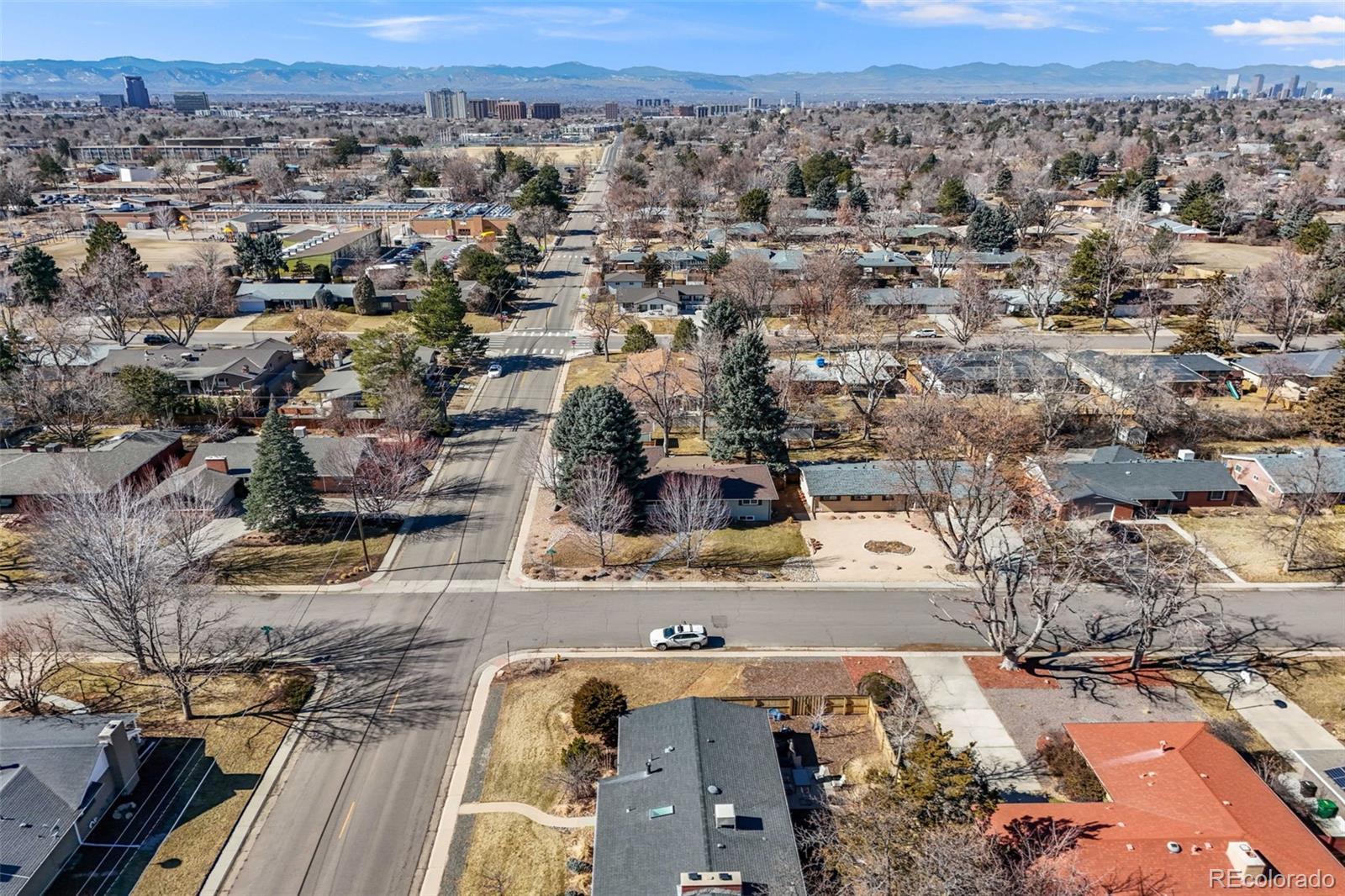 MLS Image #40 for 495 s olive way,denver, Colorado