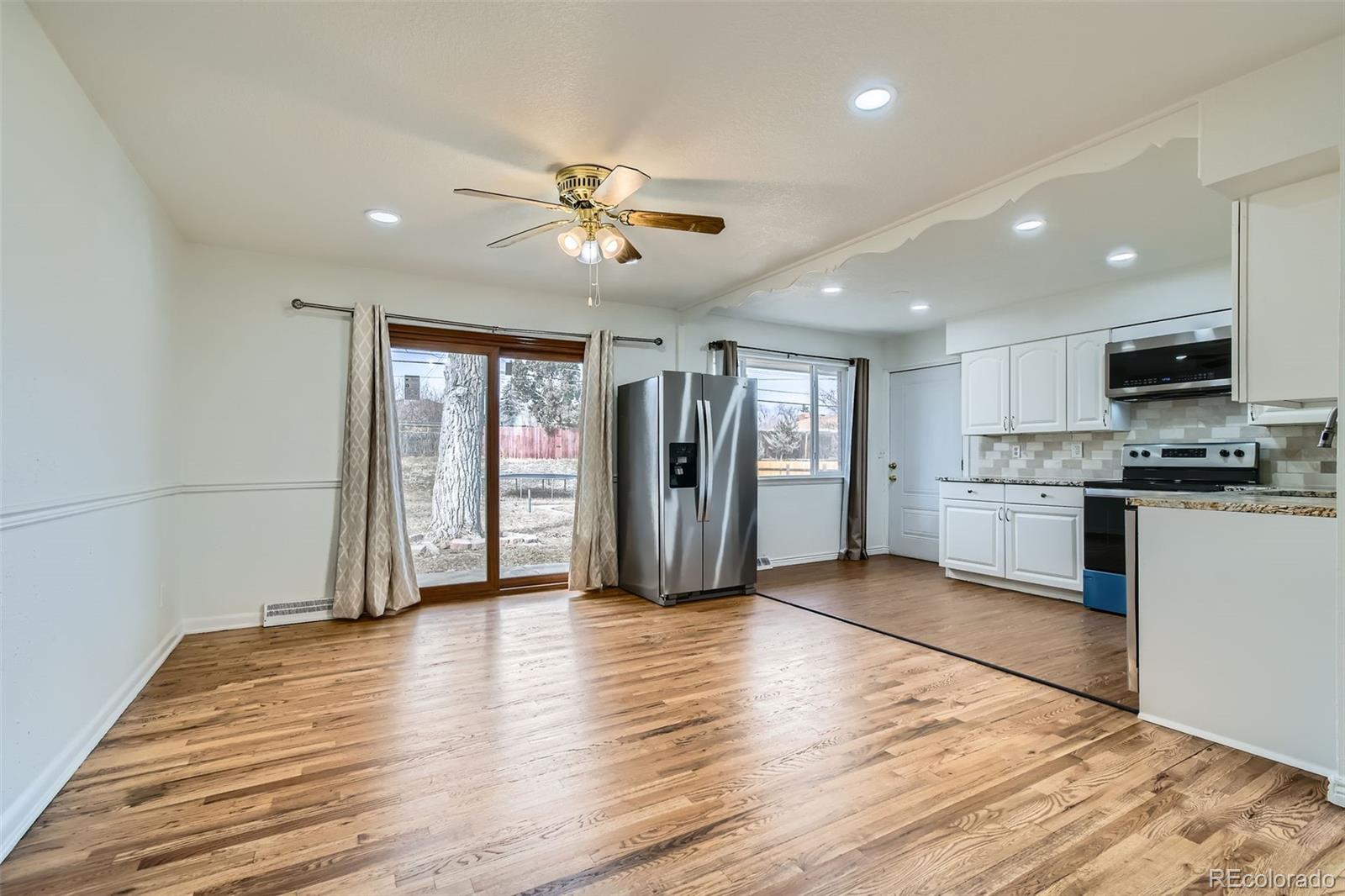 MLS Image #6 for 8471  rainbow avenue,denver, Colorado