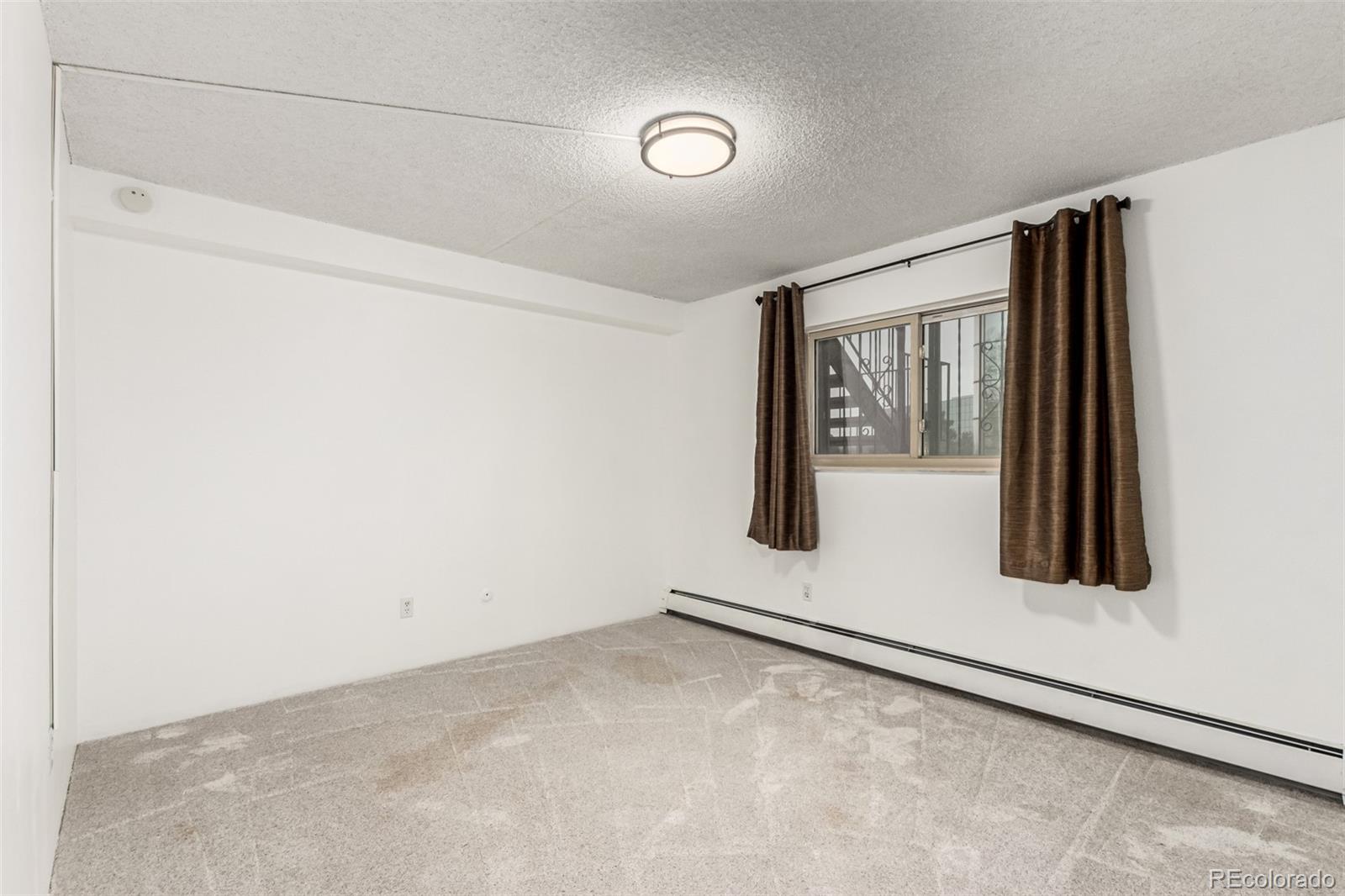 MLS Image #21 for 3450 s poplar street,denver, Colorado