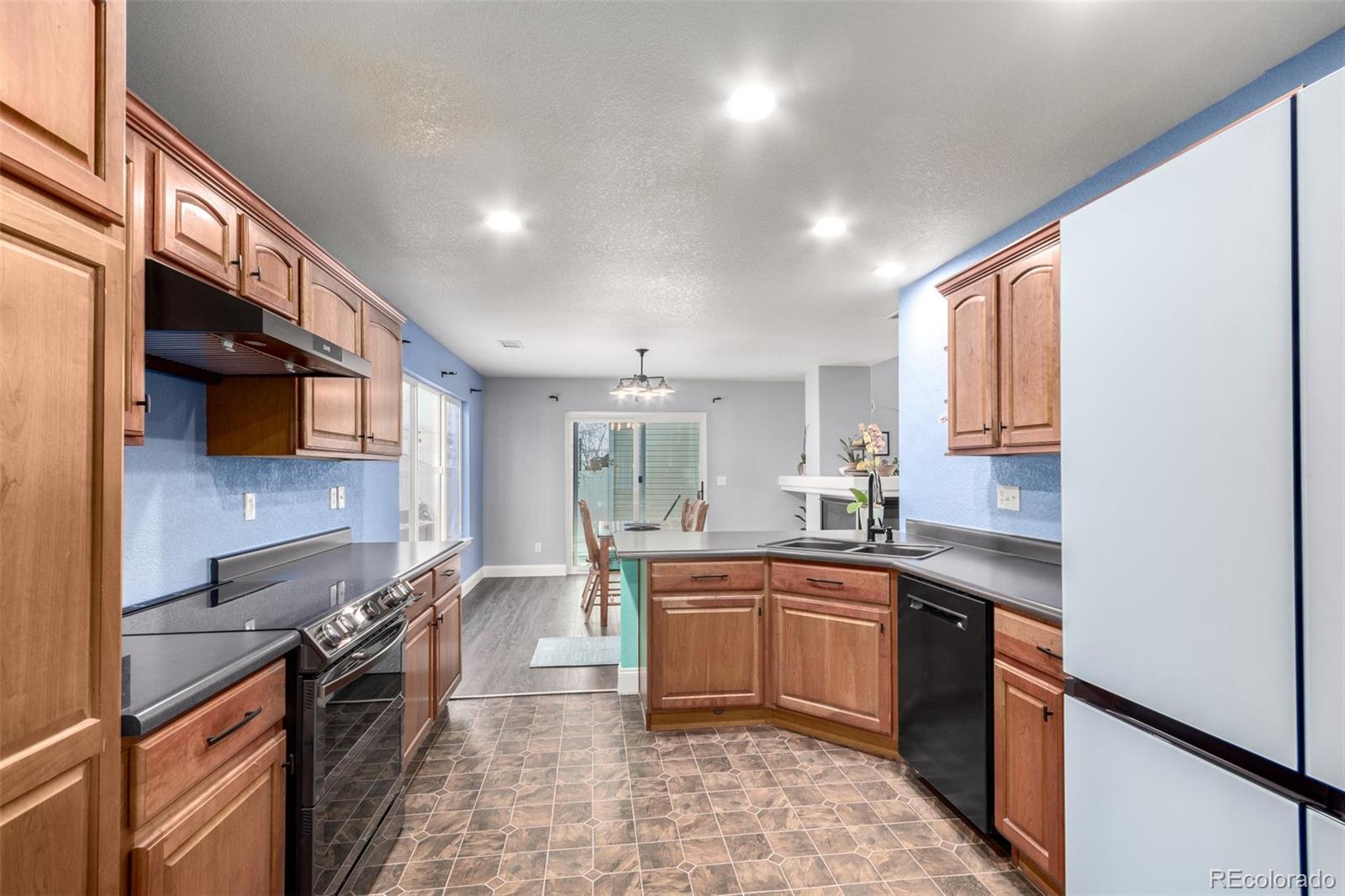 MLS Image #10 for 20498  march drive,denver, Colorado