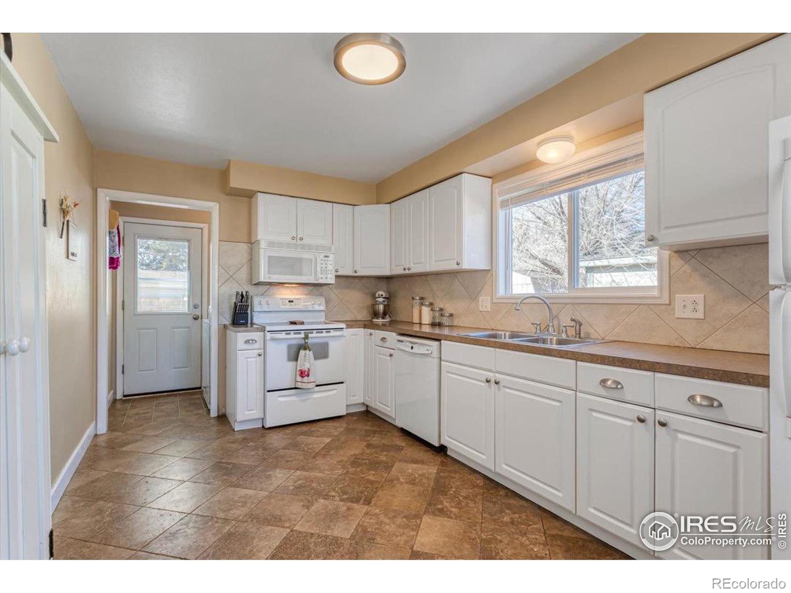 MLS Image #8 for 509  albany avenue,loveland, Colorado