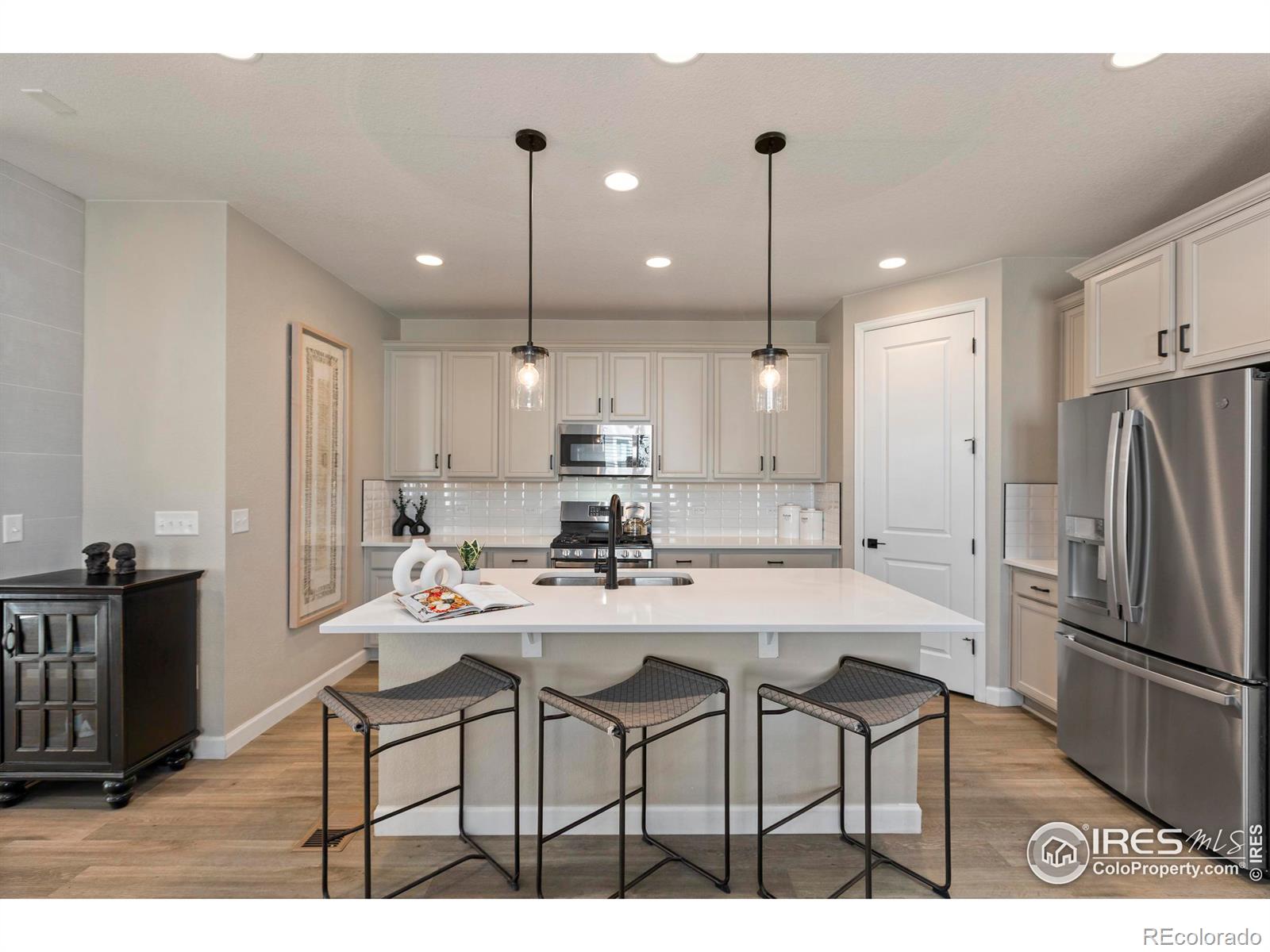 MLS Image #3 for 5521  shady oaks drive,windsor, Colorado