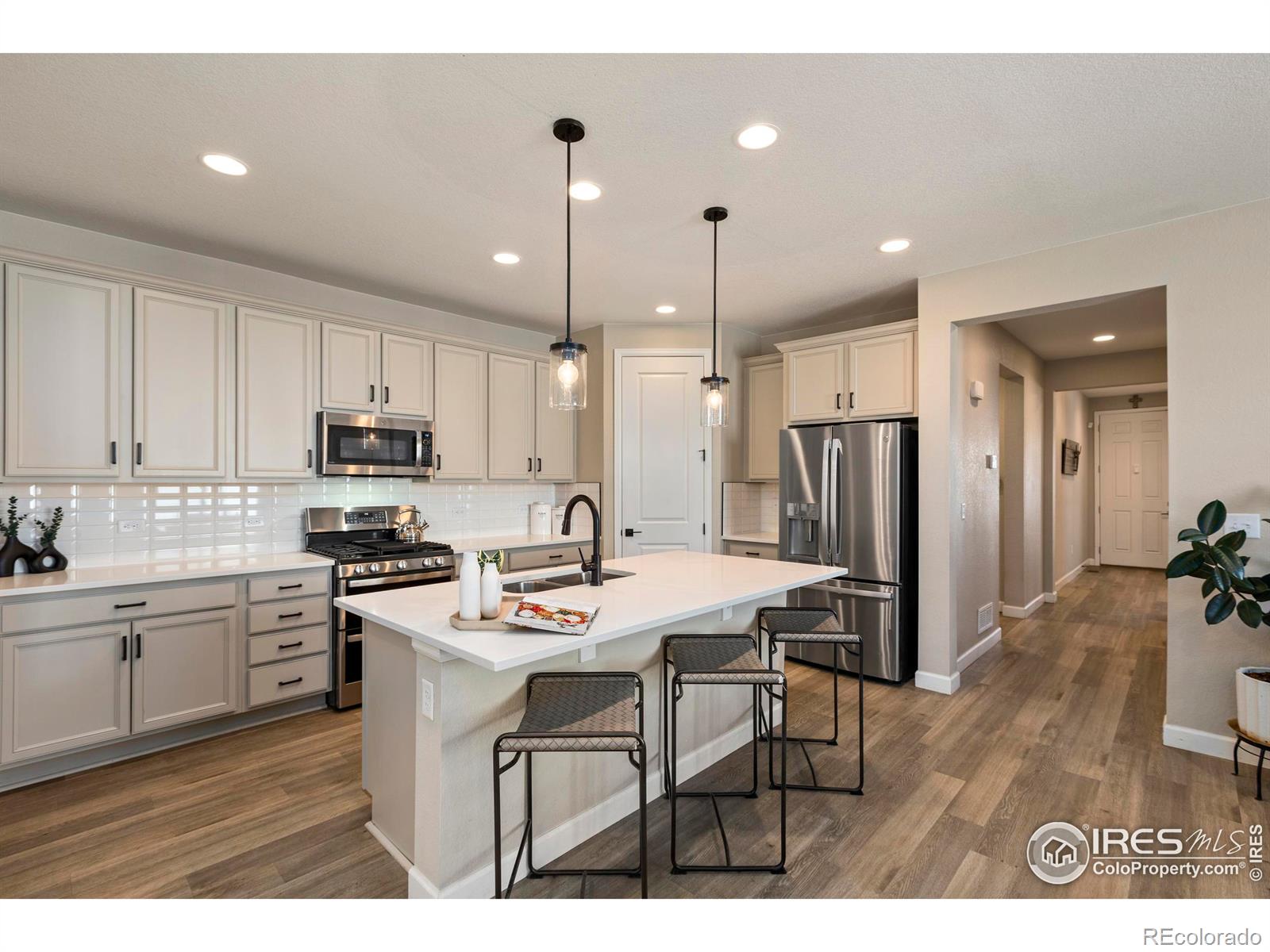 MLS Image #4 for 5521  shady oaks drive,windsor, Colorado