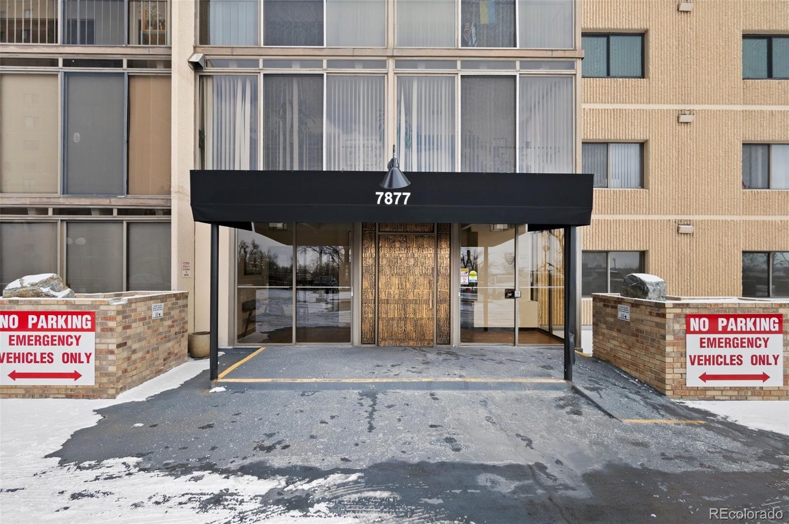 MLS Image #2 for 7877 e mississippi avenue 1107,denver, Colorado