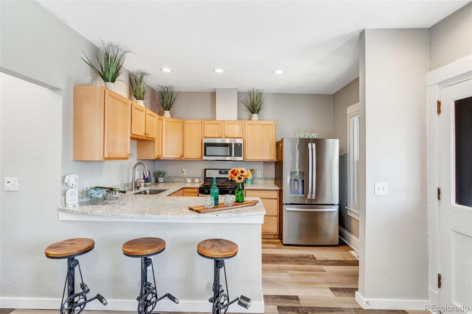 MLS Image #4 for 723 w 5th avenue,denver, Colorado