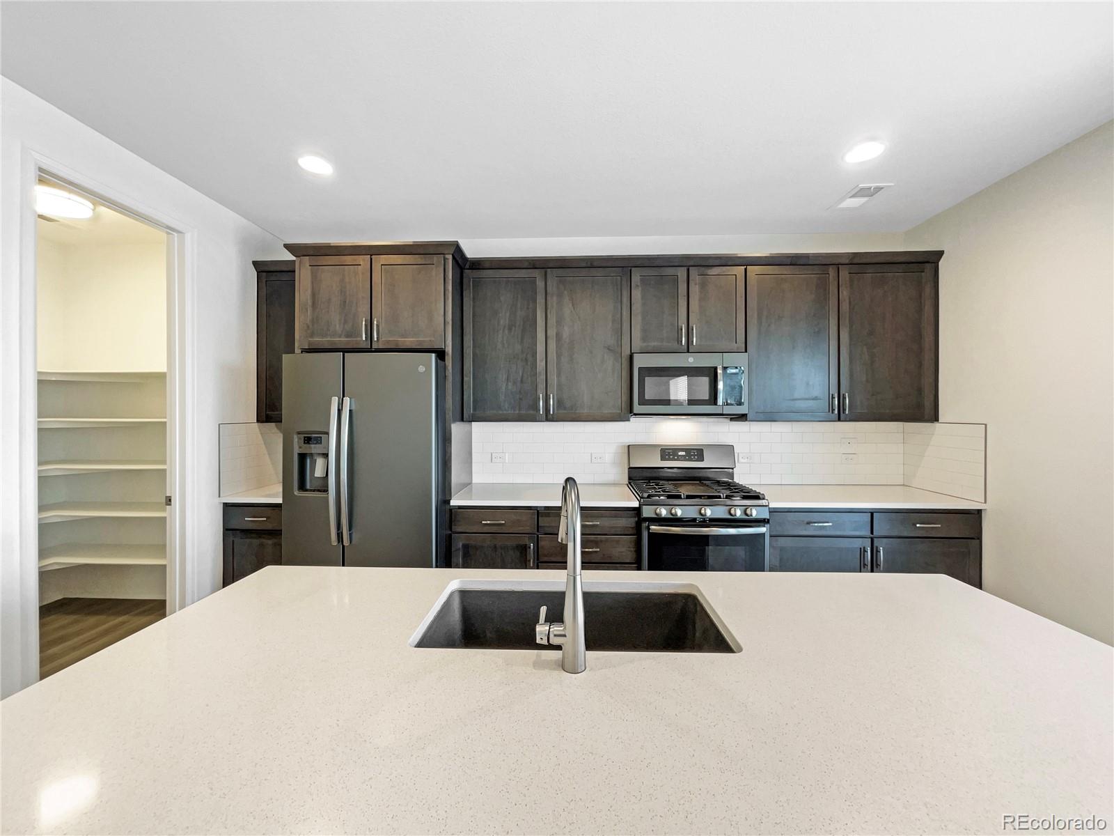 MLS Image #5 for 3520  little bell drive,frederick, Colorado
