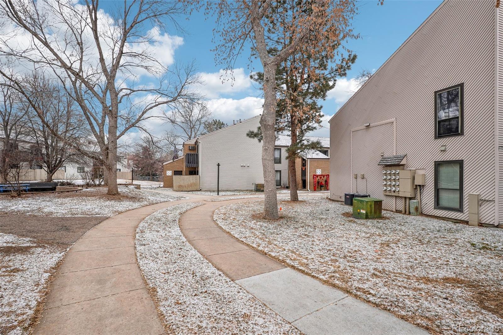 MLS Image #28 for 3550 s harlan street 335,denver, Colorado