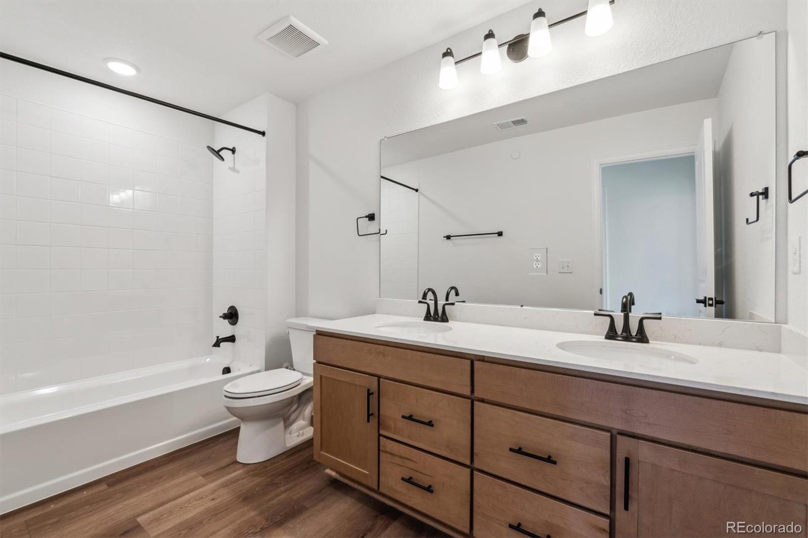 MLS Image #12 for 9257  truckee court,commerce city, Colorado