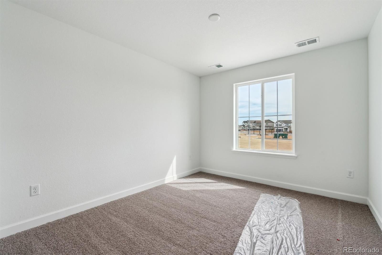 MLS Image #13 for 9257  truckee court,commerce city, Colorado