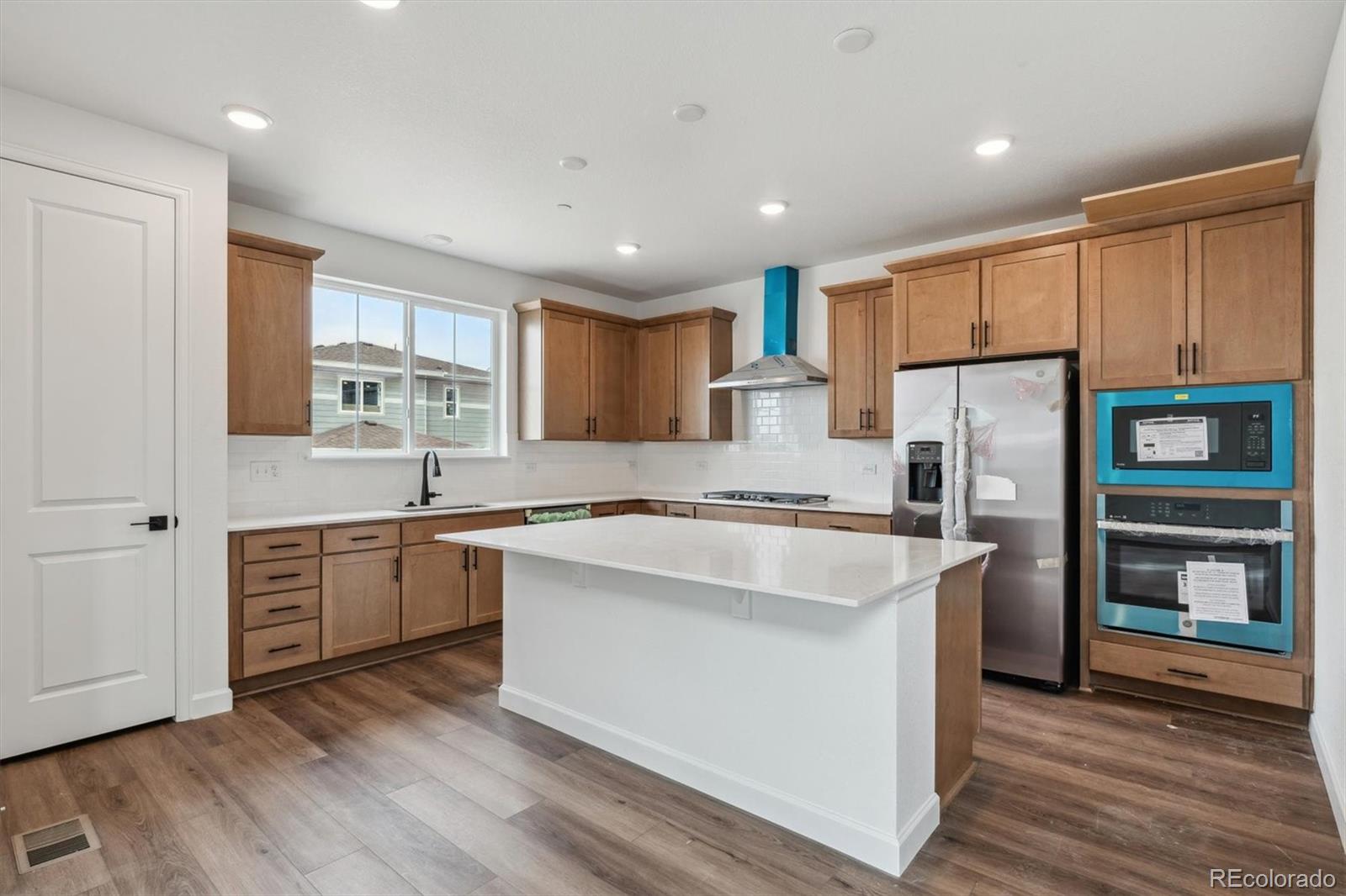MLS Image #5 for 9257  truckee court,commerce city, Colorado