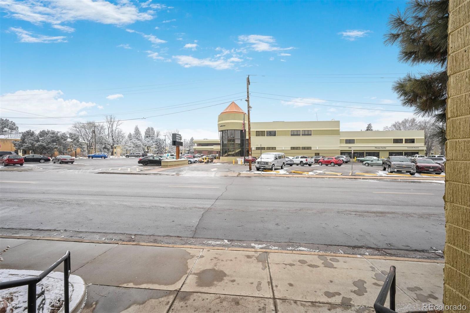 MLS Image #18 for 580 s clinton street,denver, Colorado