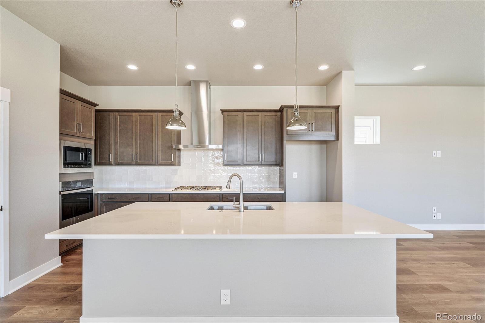 MLS Image #18 for 21022 e 63 drive,aurora, Colorado