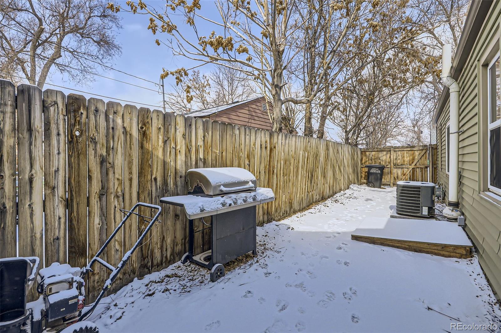 MLS Image #23 for 1700 w stoll place,denver, Colorado