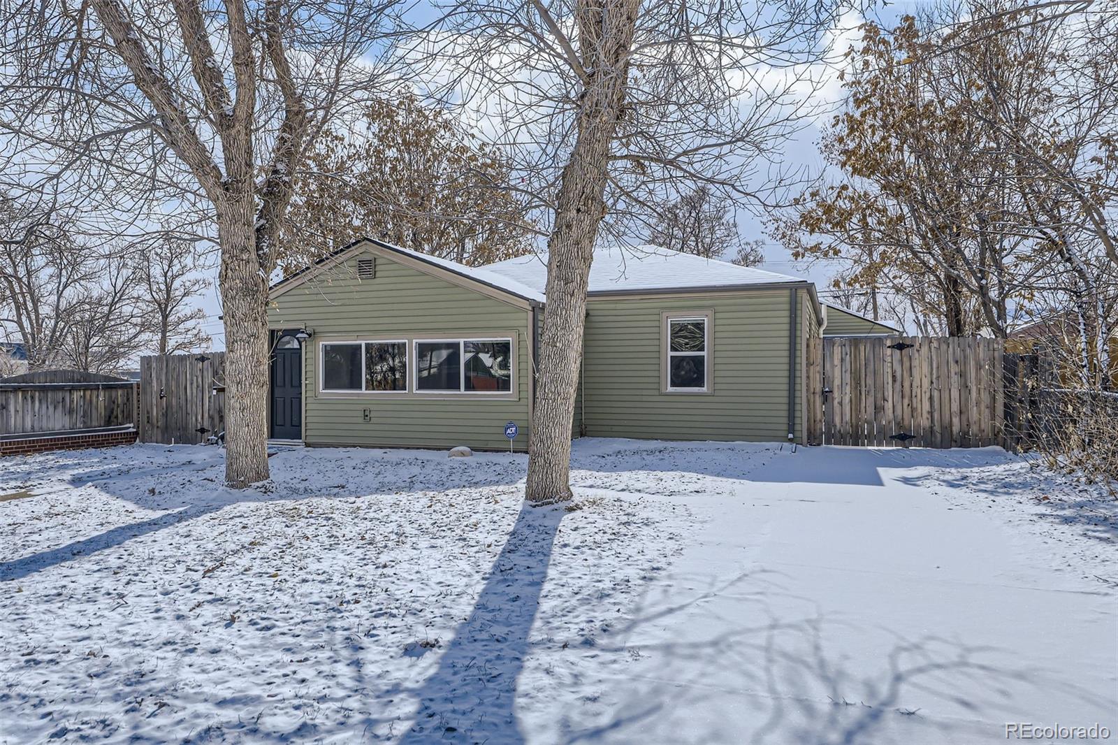 MLS Image #24 for 1700 w stoll place,denver, Colorado