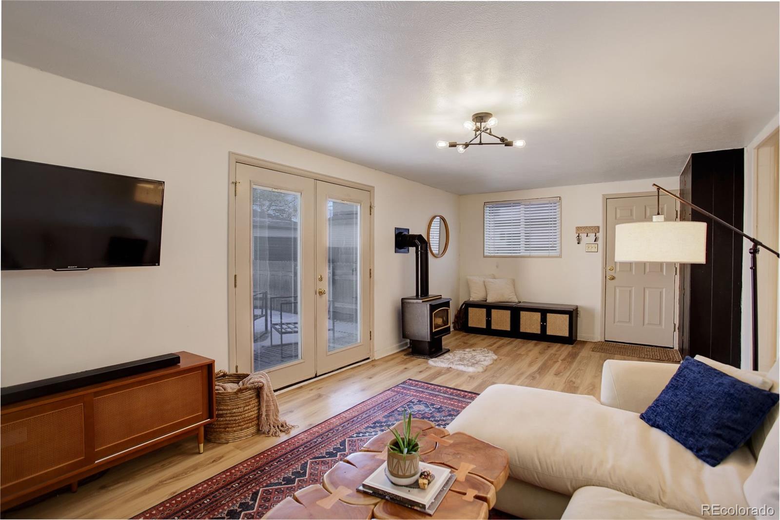 MLS Image #6 for 2158 s ash street,denver, Colorado