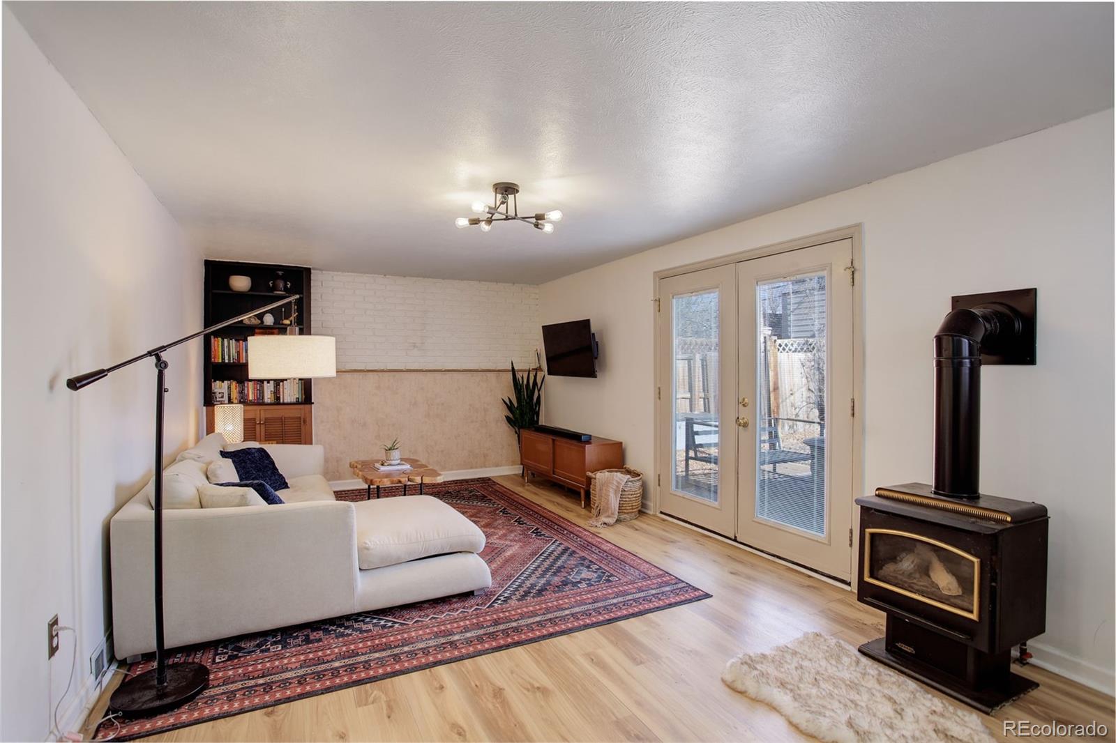 MLS Image #8 for 2158 s ash street,denver, Colorado