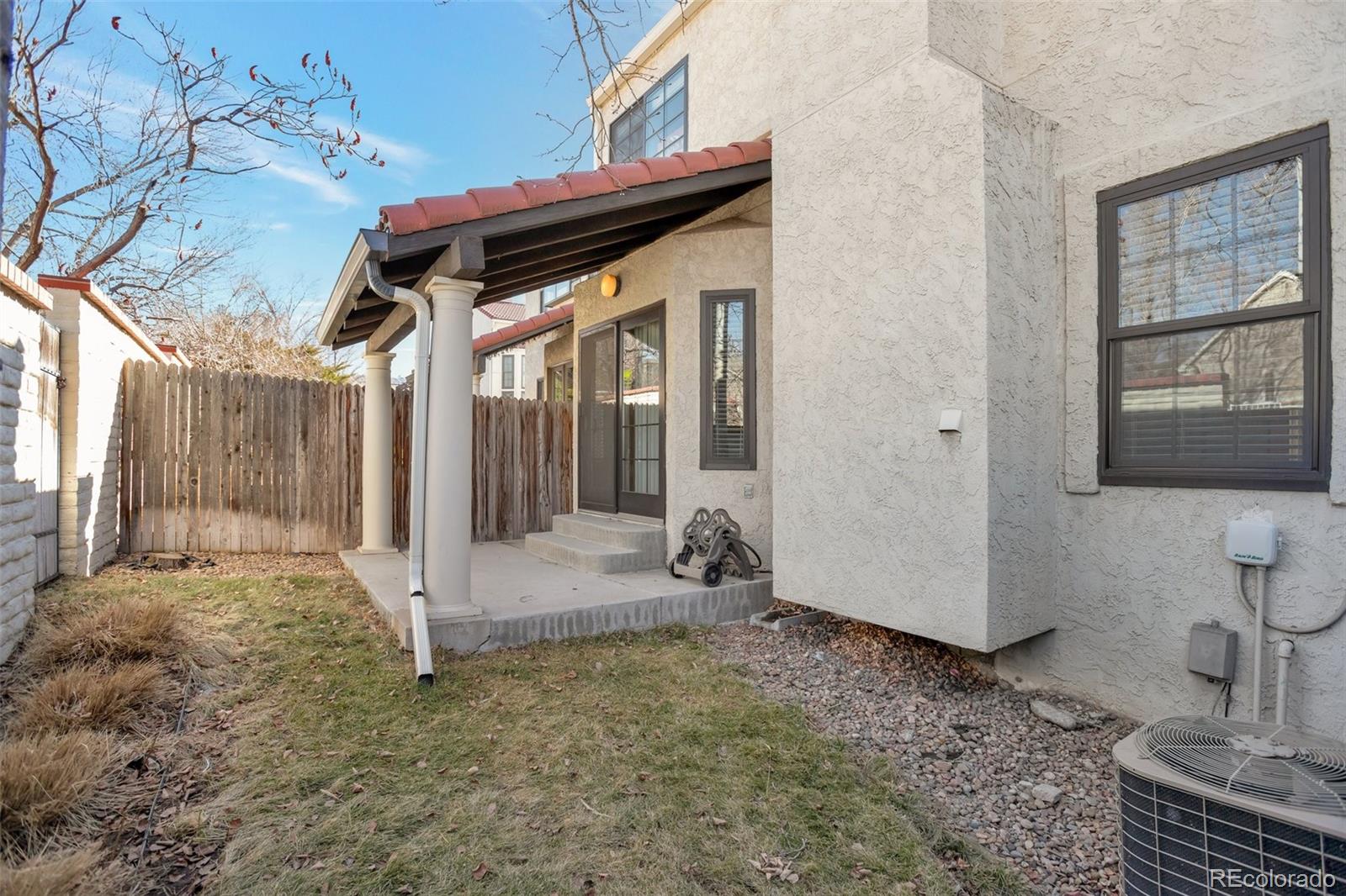 MLS Image #2 for 1530 s quebec way,denver, Colorado