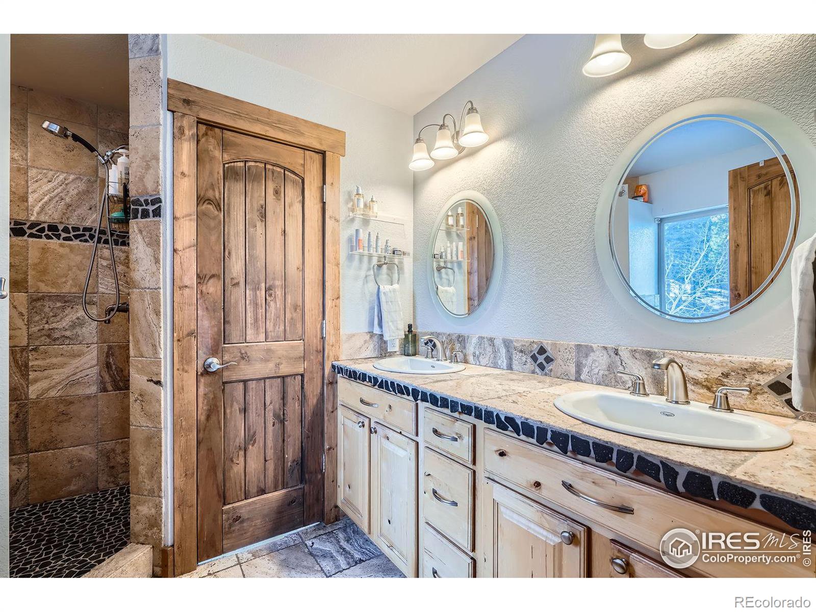 MLS Image #14 for 11932  coal creek heights drive,golden, Colorado