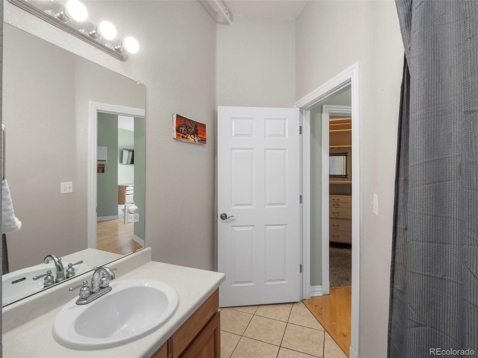 MLS Image #13 for 277 n broadway  403,denver, Colorado