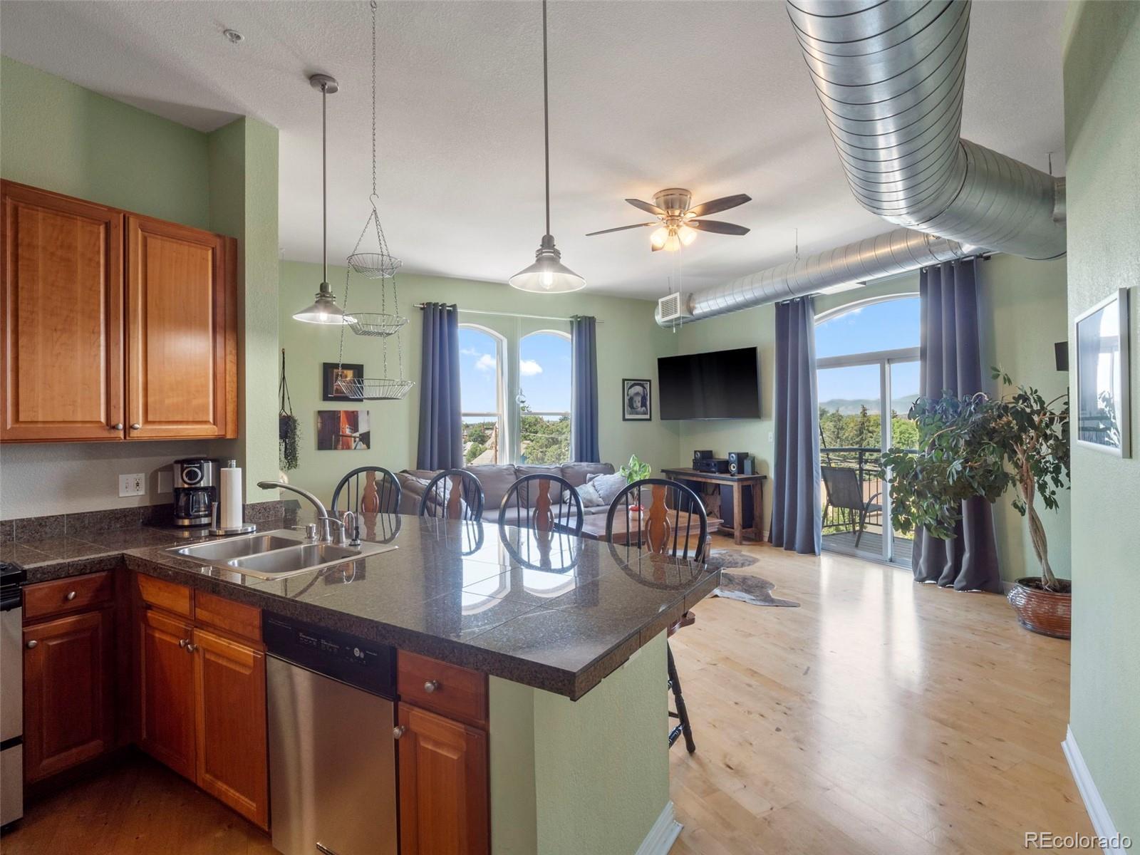 MLS Image #14 for 277 n broadway  403,denver, Colorado