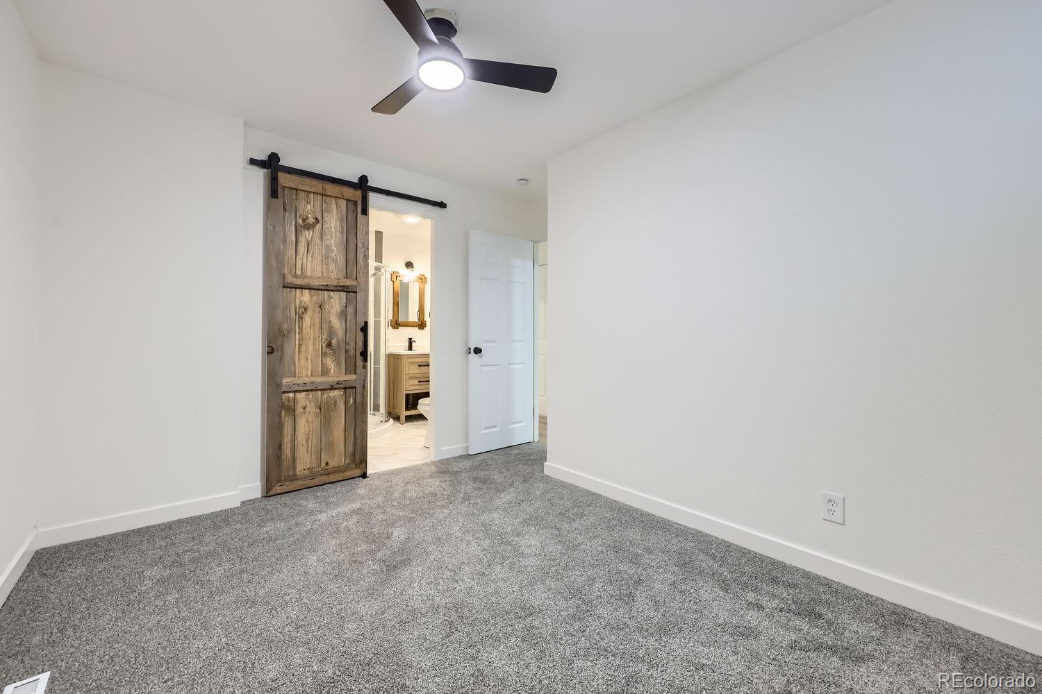 MLS Image #14 for 621  campo street,denver, Colorado