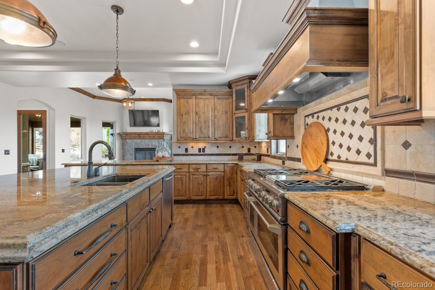 MLS Image #7 for 1039  buffalo ridge way,castle pines, Colorado