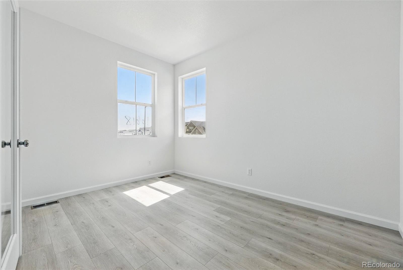 MLS Image #11 for 16618 w 92nd place,arvada, Colorado