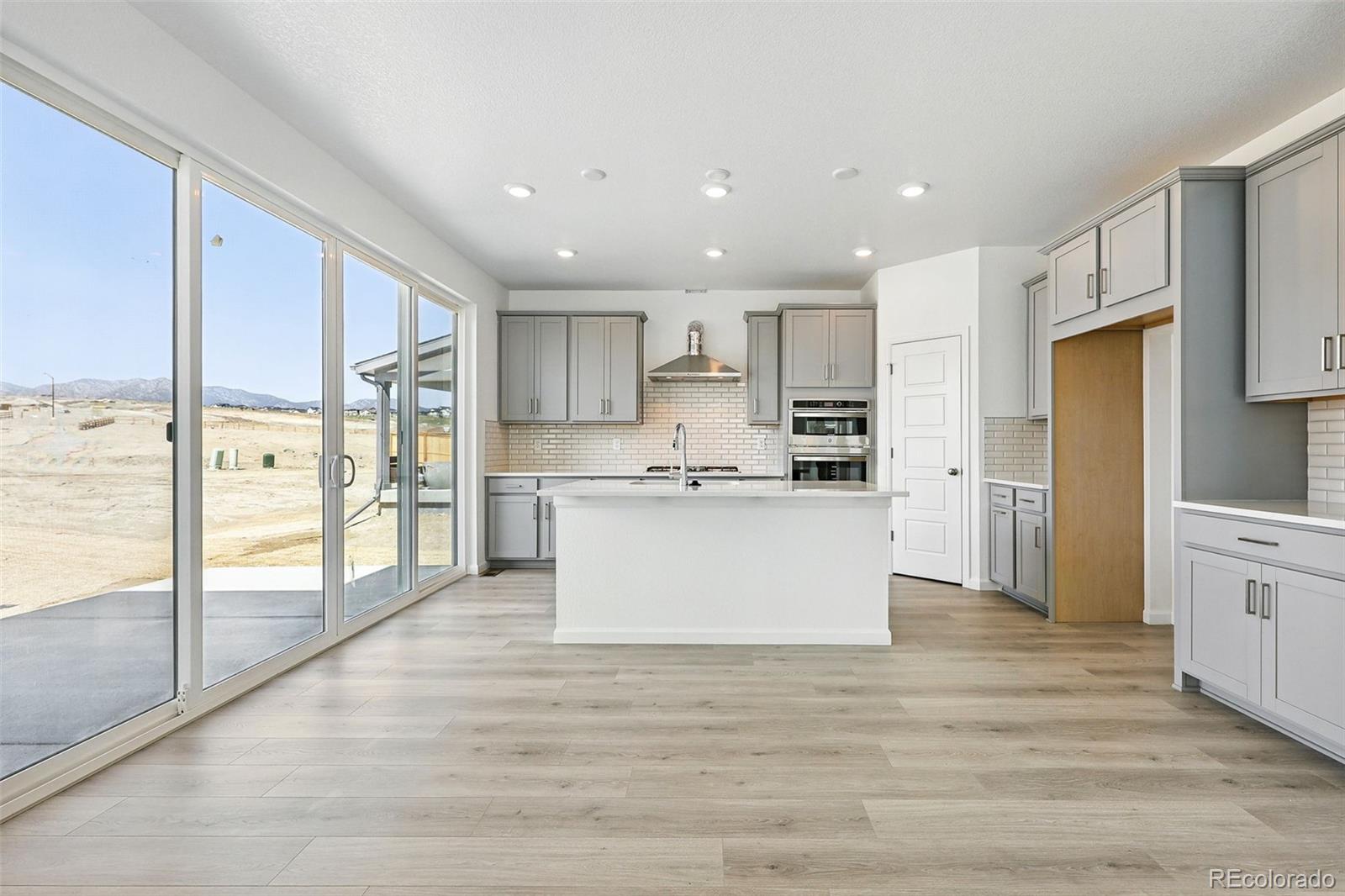 MLS Image #2 for 16618 w 92nd place,arvada, Colorado