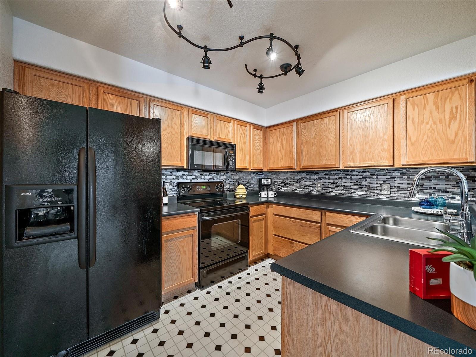 MLS Image #8 for 12802  jasmine street b,thornton, Colorado