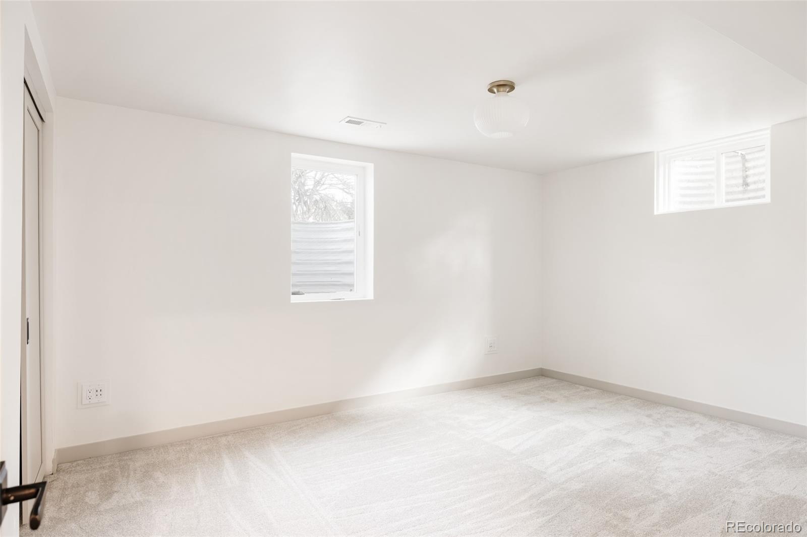 MLS Image #27 for 3624 s poplar street,denver, Colorado