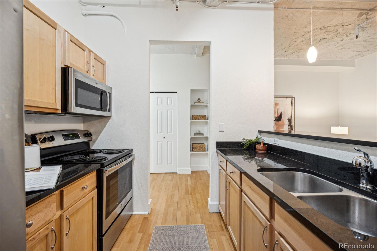 MLS Image #5 for 444  17th street,denver, Colorado