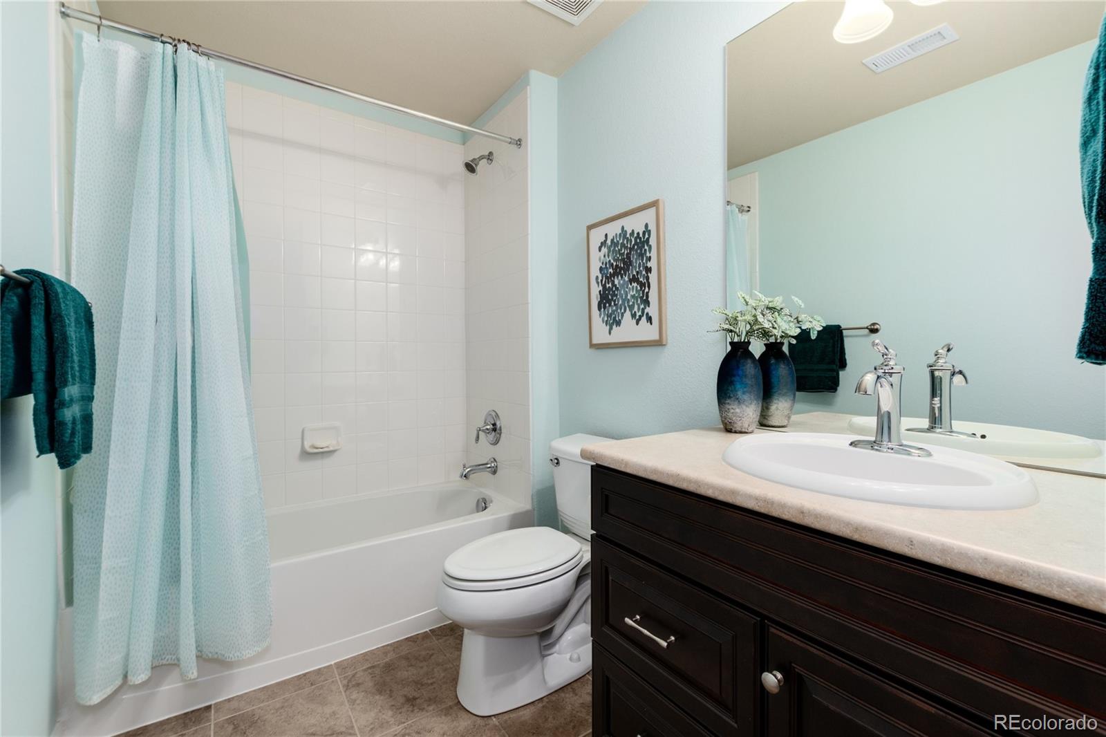 MLS Image #31 for 27235 e lakeview place,aurora, Colorado
