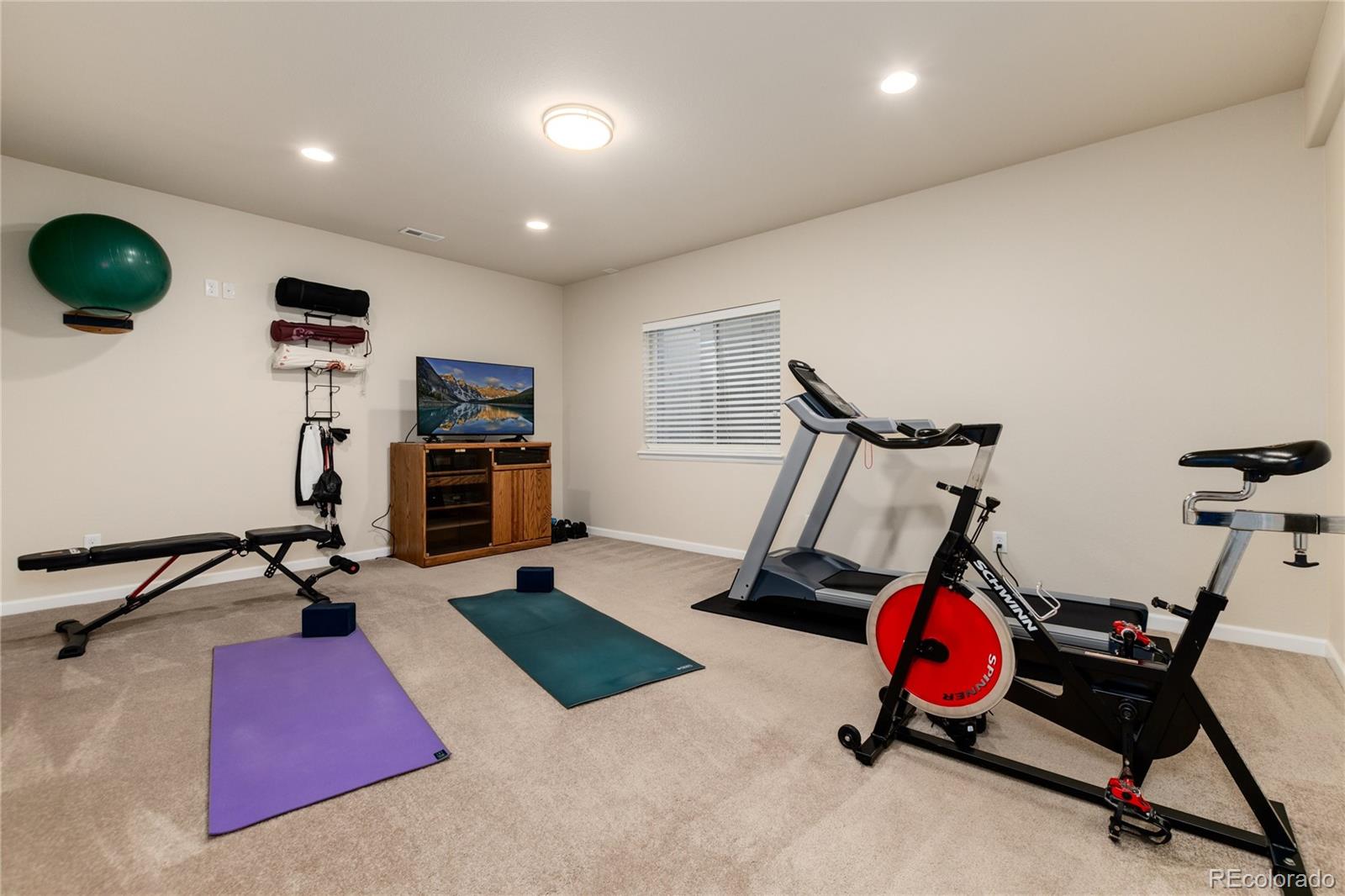 MLS Image #33 for 27235 e lakeview place,aurora, Colorado