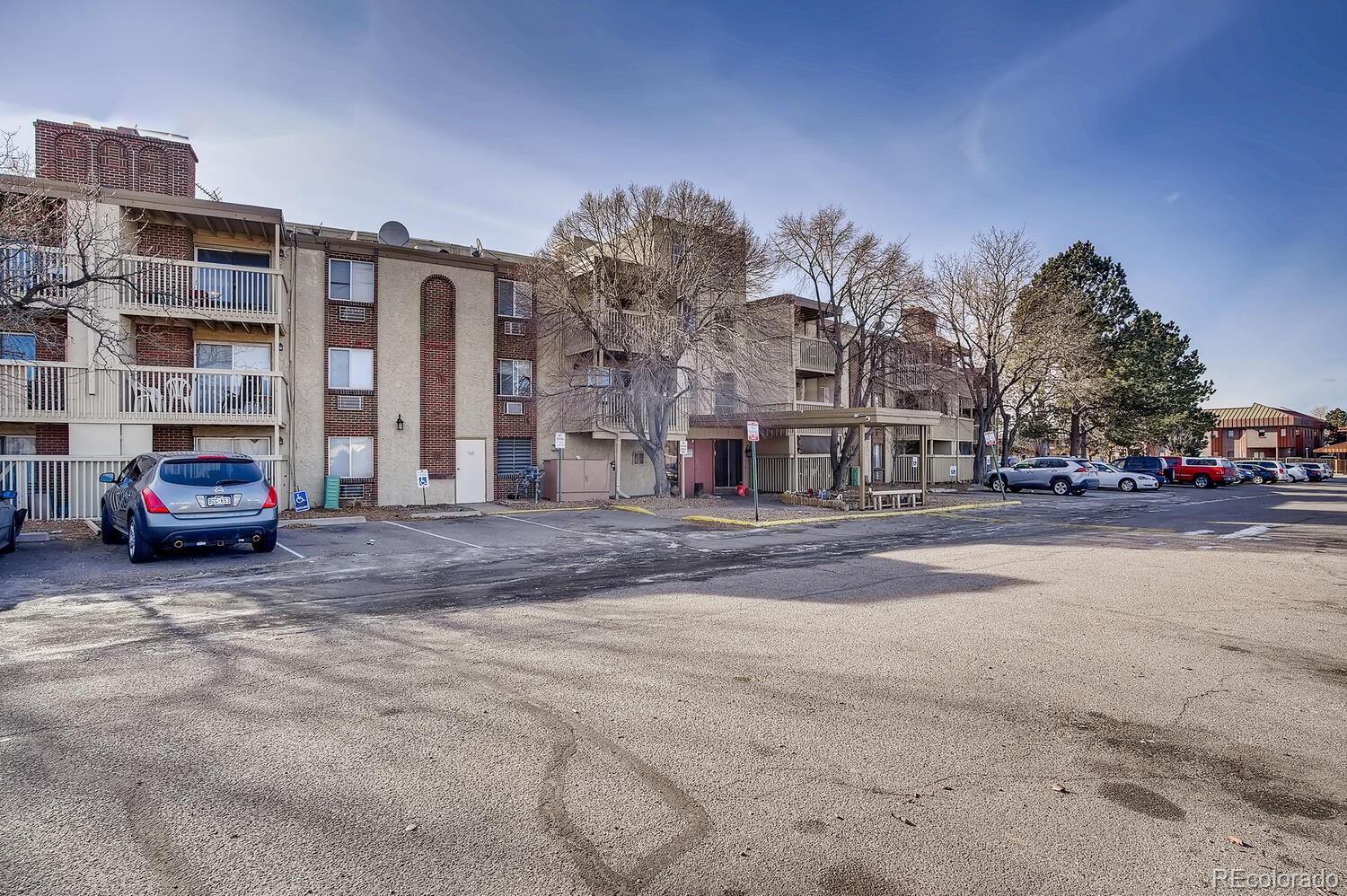 MLS Image #3 for 1304 s parker road,denver, Colorado