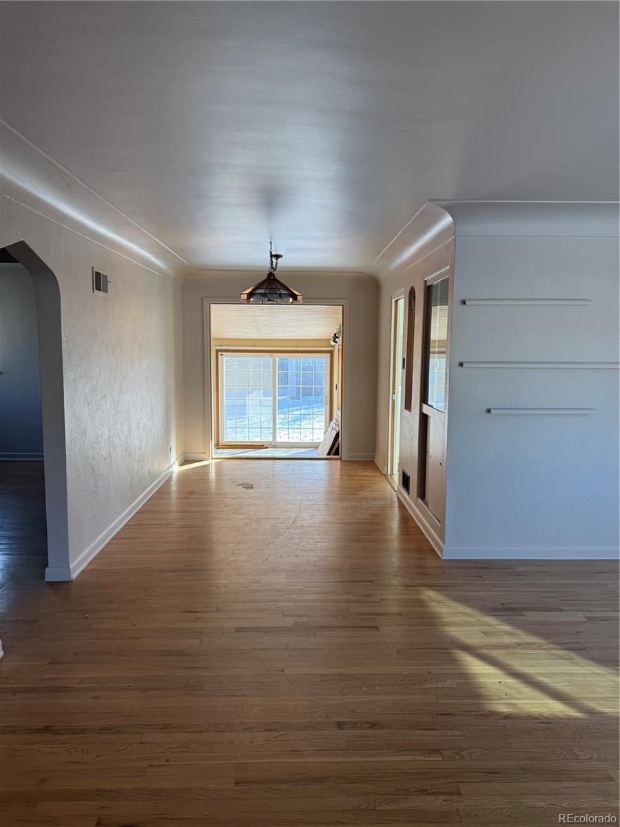 MLS Image #16 for 2060 s washington street,denver, Colorado