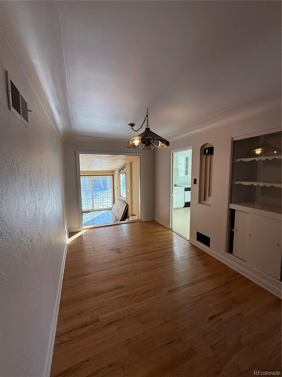 MLS Image #25 for 2060 s washington street,denver, Colorado