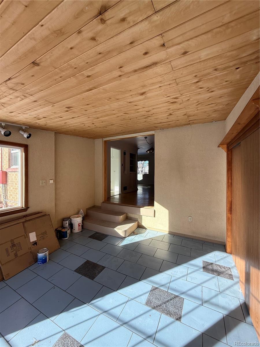 MLS Image #32 for 2060 s washington street,denver, Colorado