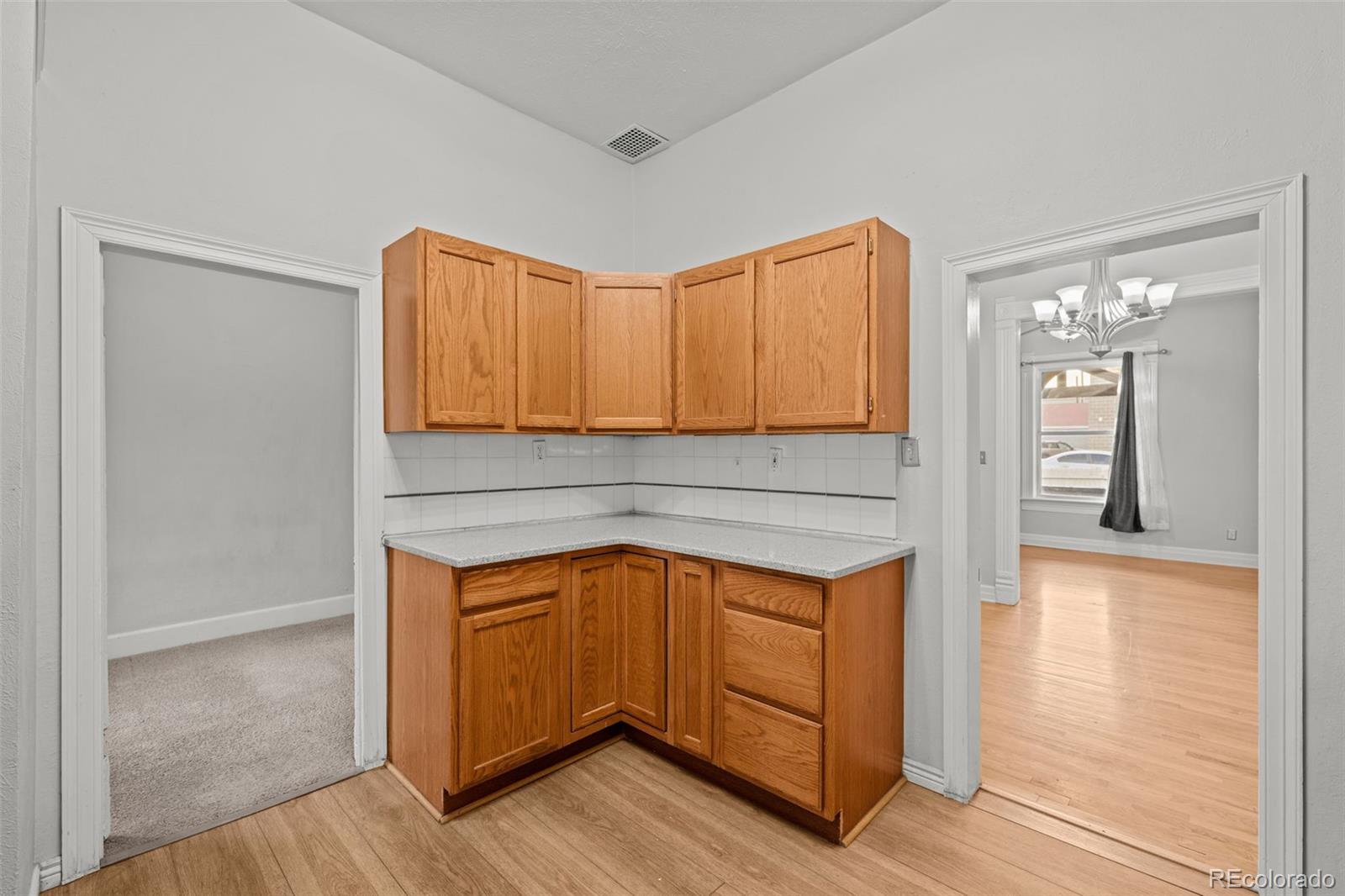 MLS Image #13 for 374 s lincoln street,denver, Colorado