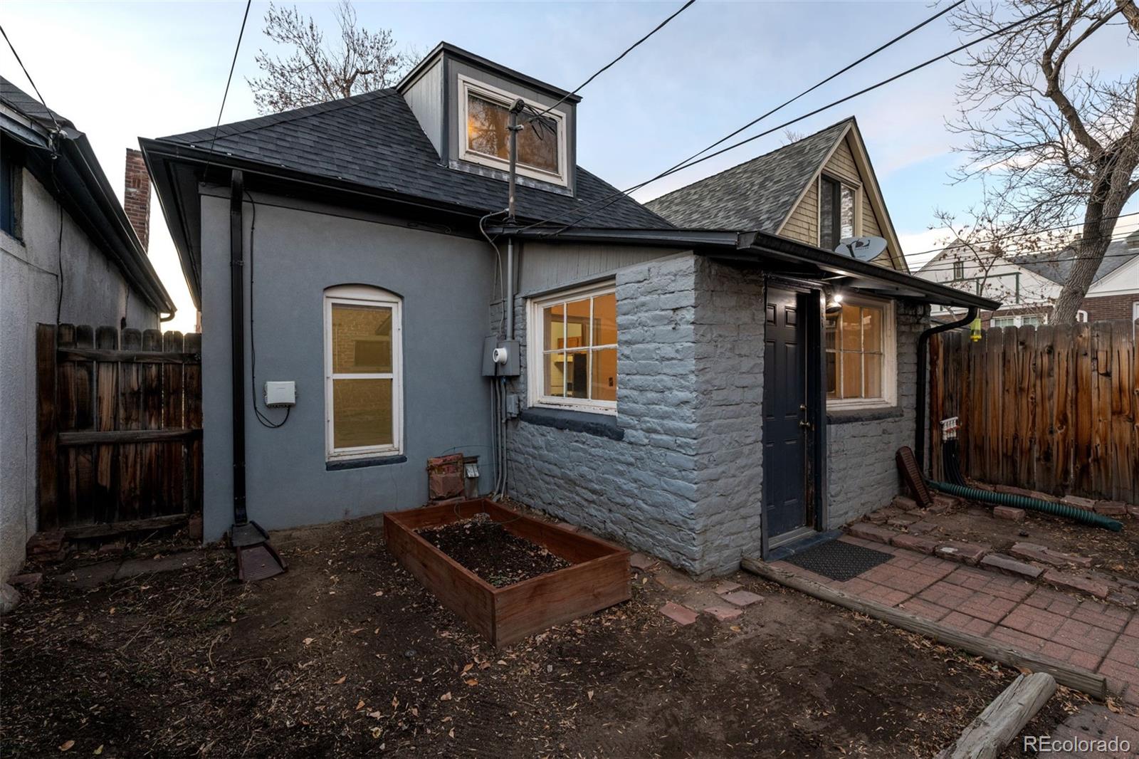 MLS Image #26 for 374 s lincoln street,denver, Colorado