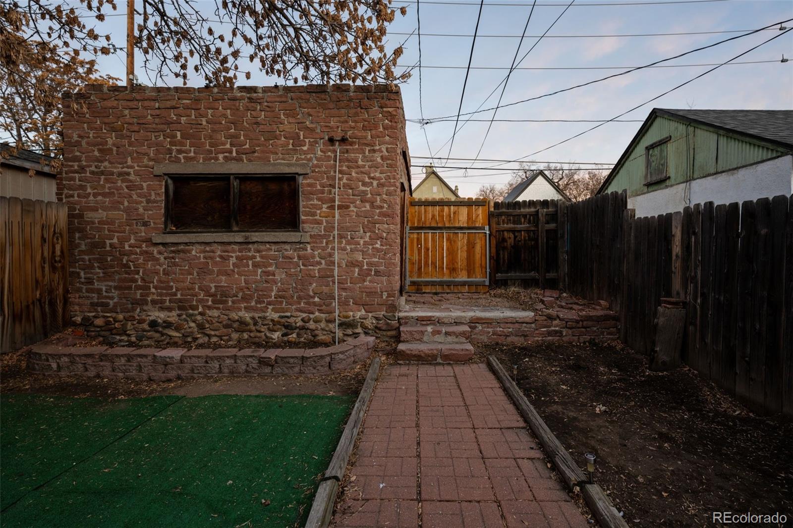 MLS Image #31 for 374 s lincoln street,denver, Colorado