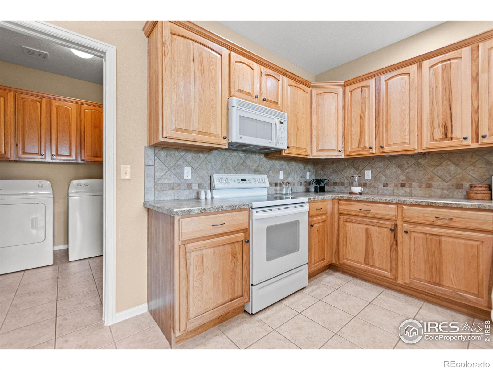 MLS Image #11 for 2920  tabernash drive,loveland, Colorado