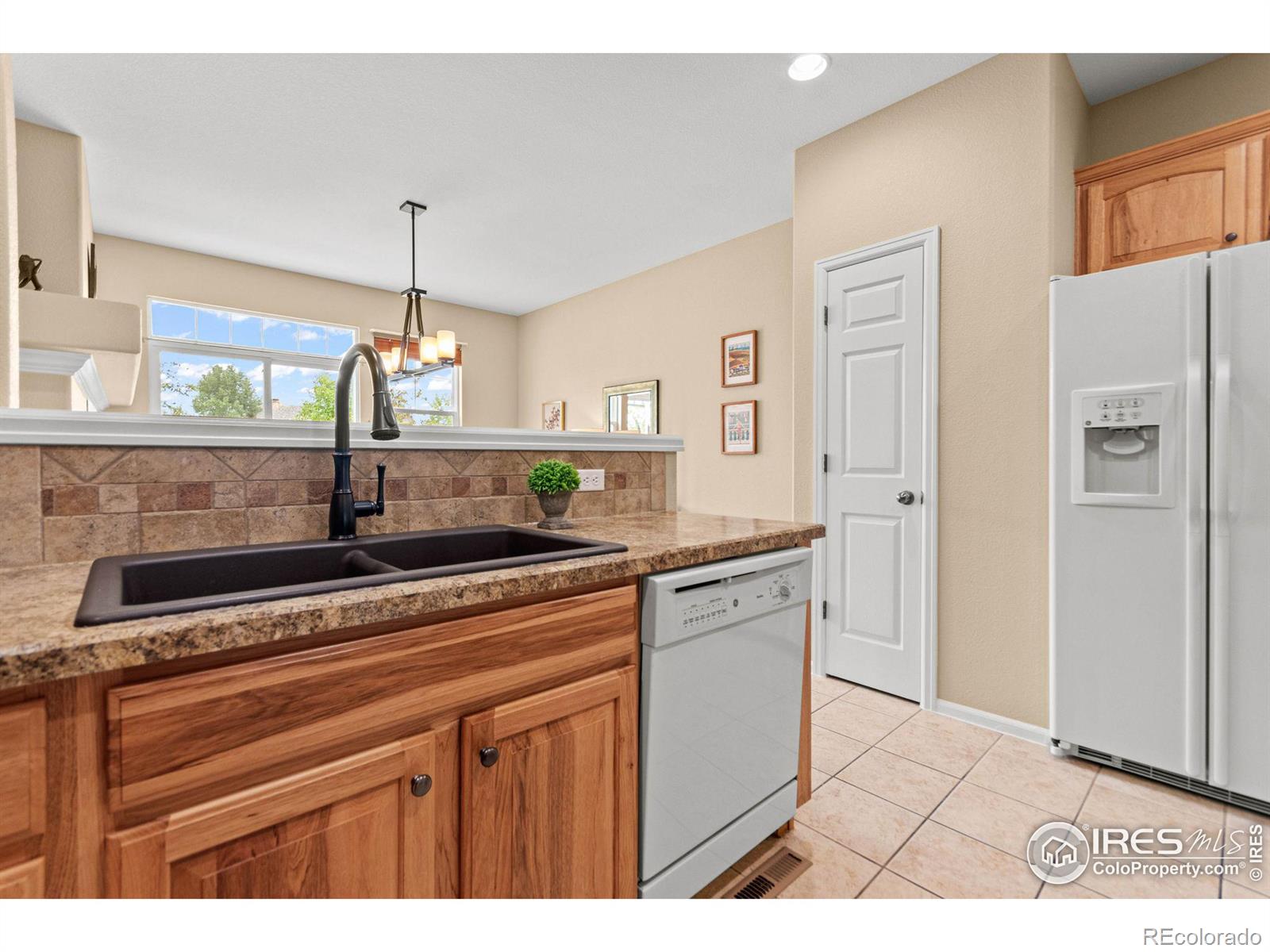 MLS Image #13 for 2920  tabernash drive,loveland, Colorado